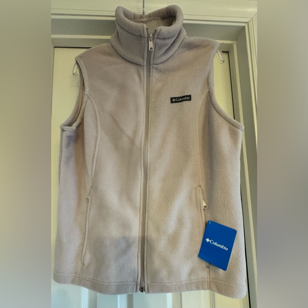 Columbia light pink fleece vest